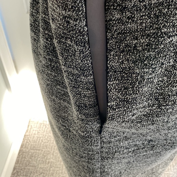 Ann Taylor skirt - Picture 3 of 5